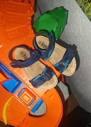 Keq kinder sandalen 22, merk: Keq, staat: Heel goed, maat: 22, € 8,00, € 9,10 inclusief Kopersbescherming