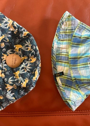 2 summer hats, brand: Disney, condition: Very good, size: 2-3 years, 51 cm, €3.00, €3.85 includes Buyer Protection