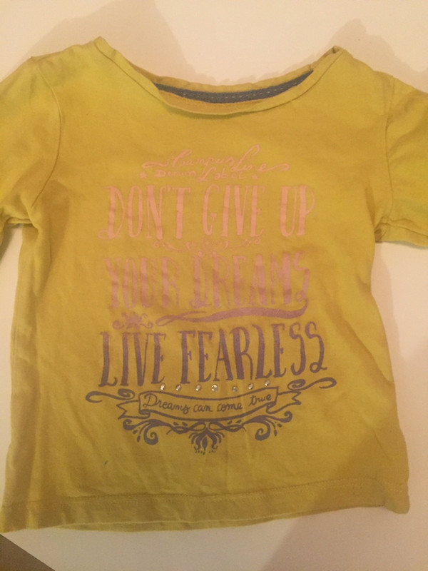 Tee shirt fille taille 4ans
