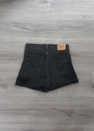 🌞 Short En Jean Levi's Signature Mom Short Vintage Noir Taille 14 ans        18250625, marke: Levi's, zustand: Sehr gut, größe: 14 Jahre / 164, 15,00 €, 16,45 € beinhaltet Vinted-Käuferschutz Pro