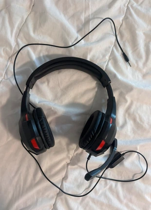 Casque, brand: freaks geeks, condizioni: Nuovo senza cartellino, €5.00, €5.95 include la Protezione acquisti