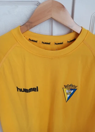 Tee-shirt Hummel, marque: Hummel, état: Très bon état, taille: XL, 6,00 €, 7,00 € Protection acheteurs incluse