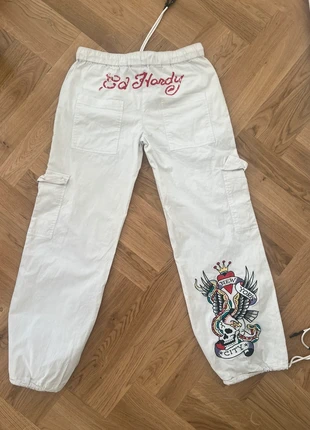 Urban Outfitters Hardy – Jean blanc femme/homme – Style street & c, marque: Urban Outfitters, état: Très bon état, taille: S / 36 / 8, 25,00 €, 26,95 € Protection acheteurs incluse
