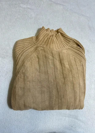 Pull Tommy Hilfiger taille M rare, brand: Tommy Hilfiger, condizioni: Ottime, taglia: M / IT 42 / EU 38, €12.00, €13.30 include la Protezione acquisti Pro