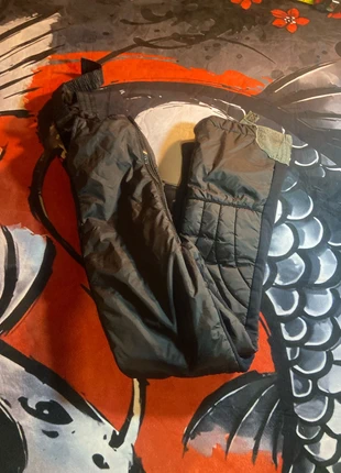 Salopette de ski noir de la marque thermo rennhose taille 46 100 % nylon 100 % polyester, marque: thermo rennhorse, état: Très bon état, taille: W32 | FR 42, 70,00 €, 74,20 € Protection acheteurs incluse