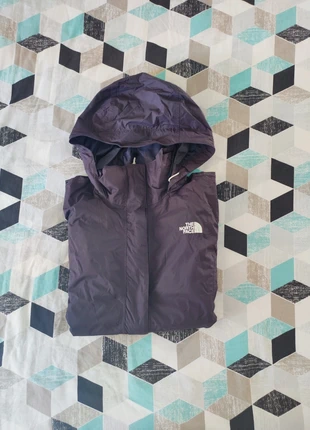Veste grise coupe vente the North face, marque: The North Face, état: Très bon état, taille: M / 38 / 10, 80,00 €, 84,70 € Protection acheteurs incluse