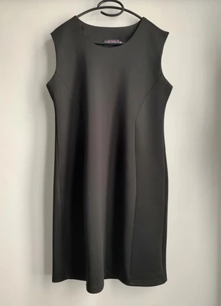 Goretti Petite Robe Noire sans manches T44 - Mouwloze zwarte basic jurk, marque: goretti, état: Neuf avec étiquette, taille: XXL / 44 / 16, 24,00 €, 25,90 € Protection acheteurs incluse