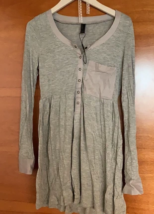 Camiseta a estrenar, marca: Vero Moda, estado: Nuevo sin etiquetas, tamaño: S / 36 / 8, 11,50 €, 12,78 € Protección al comprador incluida