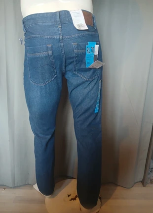 Jeans rica lewis homme taille 38, marke: Rica Lewis, zustand: Neu, mit Etikett, größe: M, 16,00 €, 17,50 € inklusive Vinted-Käuferschutz