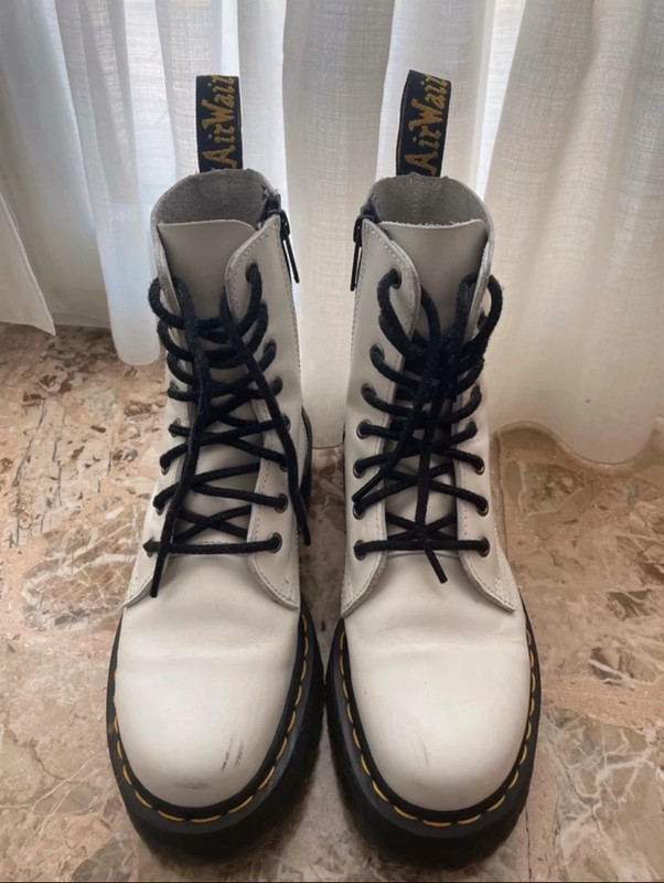 Dr 2024 martens bianche