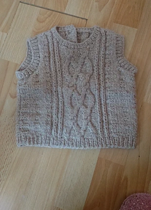 Pull sans manche fait main 18 mois, brand: Phildar, condizioni: Ottime, taglia: 12-18 mesi / 80 cm, €3.00, €3.85 include la Protezione acquisti