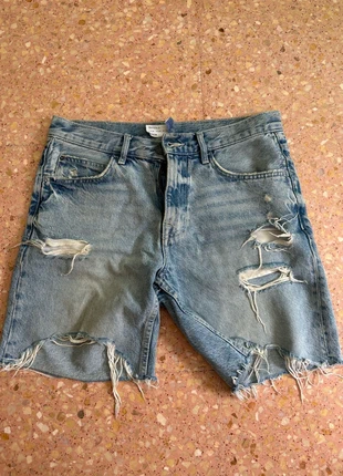 Pantalon corto Bershka, merk: Bershka, staat: Heel goed, maat: W27 | FR 36, € 7,00, € 8,05 inclusief Kopersbescherming