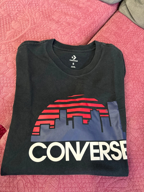 T shirt converse 1