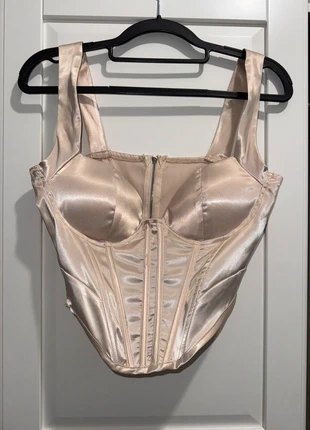 Top corset satiné taille 38, marque: sans marque, état: Neuf sans étiquette, taille: M / 38 / 10, 10,00 €, 11,20 € Protection acheteurs incluse