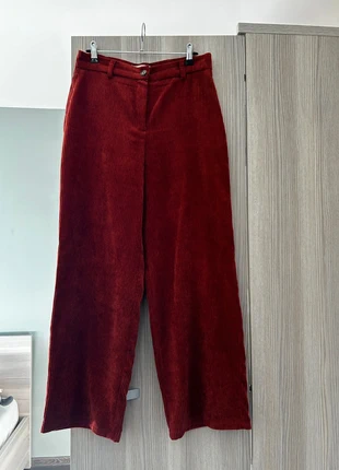 Roestbruine wide leg fluwele ribbelbroek van LolaLiza, marque: LolaLiza, état: Neuf sans étiquette, taille: M / 38 / 10, 15,00 €, 16,45 € Protection acheteurs incluse