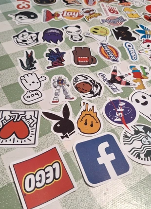 25 mix Stickers, brand: Obey, condizioni: Nuovo con cartellino, €2.50, €3.33 include la Protezione acquisti