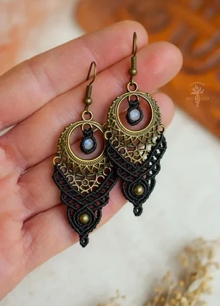 Hippie steampunk macrame festival oorbellen in goud met Maansteen, marque: Hippie, état: Neuf sans étiquette, 17,50 €, 19,08 € Protection acheteurs incluse