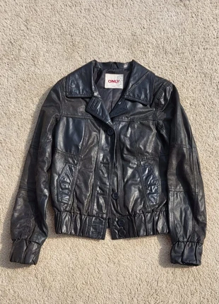 blouson veste en cuir manteau femme noir vintage only taille s, marque: ONLY, état: Très bon état, taille: S / 36 / 8, 39,00 €, 41,65 € Protection acheteurs (Pro) incluse