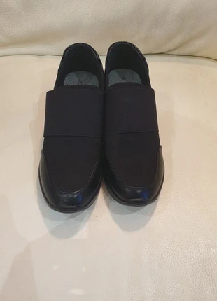 Sneakers Dettagli punta e sottopiede in pelle nuove, brand: Dettagli, condizioni: Nuovo senza cartellino, taglia: 37, €20.00, €21.70 include la Protezione acquisti