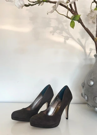 basic hakken, merk: La Strada, staat: Nieuw met prijskaartje, maat: 38, € 29,95, € 32,15 inclusief Kopersbescherming