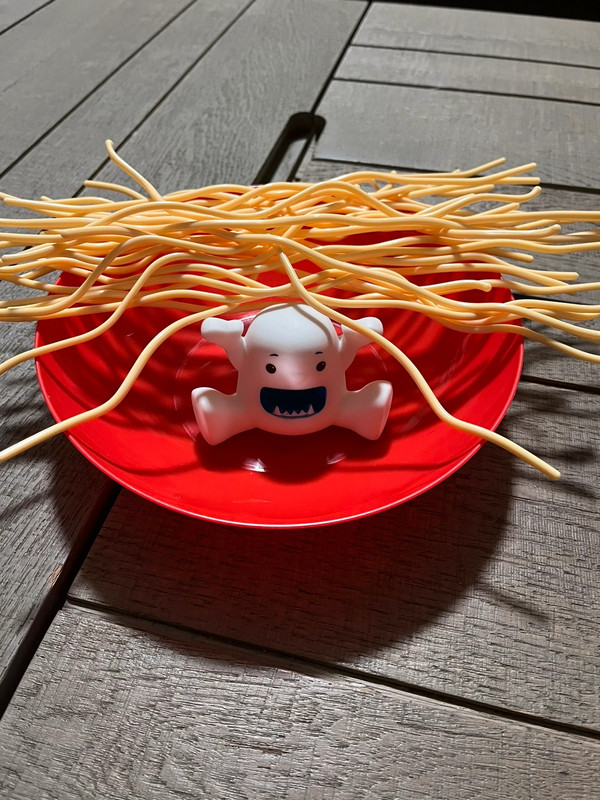 Yeti spaghetti complet - Megableu - 4 ans