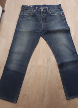 Jean Levi's 501, marque: Levi's, état: Très bon état, taille: XL, 25,00 €, 26,95 € Protection acheteurs incluse