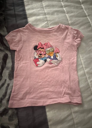 Camiseta Disney, marca: Local, estado: Muito bom, tamanho: 12-18 meses / 80 cm, €1.00, €1.75 inclui Proteção do Comprador