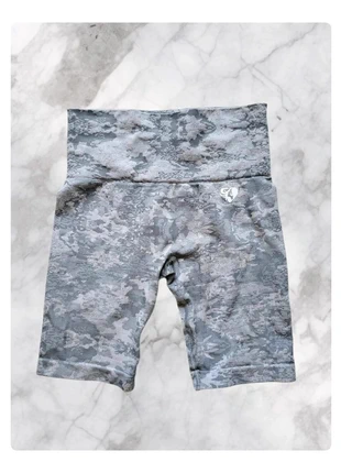 Short / Legging Women's Best Fitness Musculation Yoga / Gris / Taille XS, brand: Women's Best, condizioni: Ottime, taglia: XS / IT 38 / EU 34, €10.00, €11.20 include la Protezione acquisti Pro