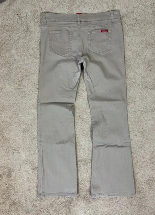 Pantalon patte d’éléphant beige Dickies taille M femme, marque: Dickies, état: Très bon état, taille: M / 38 / 10, 14,00 €, 15,40 € Protection acheteurs incluse