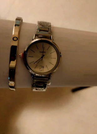 Wristwatch, marque: Quartz, état: Neuf avec étiquette, taille: Taille unique, 5,00 €, 5,95 € Protection acheteurs incluse