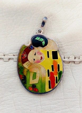 Pendentif "Baiser" Klimt
taille 3,5x2,5 cm., brand: Artisan, condition: Very good, €38.00, €40.60 includes Buyer Protection