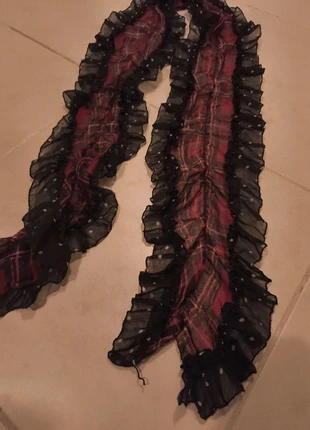 Écharpe très fine, marque: Claire's, état: Très bon état, 1,50 €, 2,28 € Protection acheteurs incluse