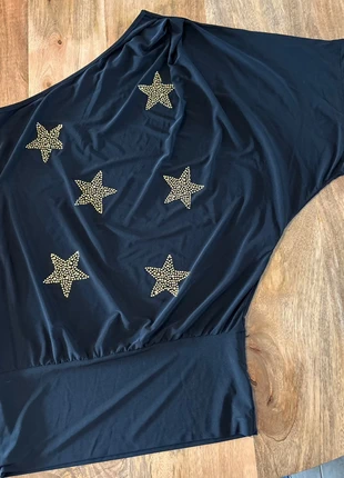 One shoulder shirt, marque: Lady Elite, état: Très bon état, taille: Taille unique, 3,00 €, 3,85 € Protection acheteurs incluse