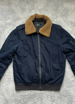 Bombers APC bleu marine avec col en moumoute taille S, brand: A.P.C., condizioni: Ottime, taglia: S, €100.00, €105.70 include la Protezione acquisti Pro