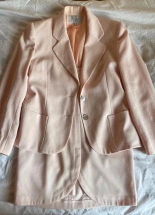 Magnifique ensemble de tailleur vintage rose pastel, brand: 123, condition: Very good, size: S / 36 / 8, €20.00, €21.70 includes Buyer Protection