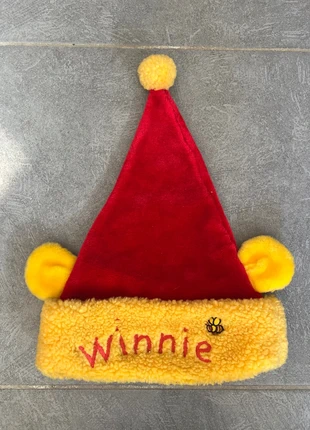 Bonnet de Noël Winnie l’ourson, merk: Disneyland Paris, staat: Heel goed, maat: Universele maat, € 15,00, € 16,45 inclusief Kopersbescherming