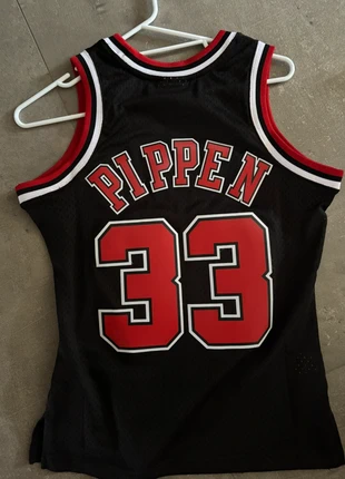 Maillot Bulls pippen, brand: Mitchell & Ness, condizioni: Ottime, taglia: XS, €35.00, €37.45 include la Protezione acquisti