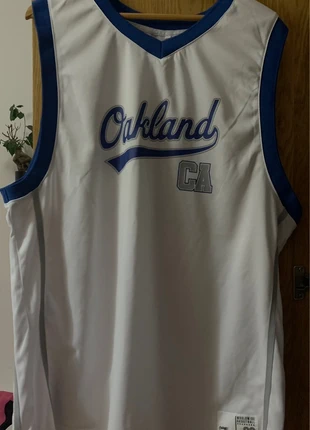 Jersey Oakland california, brand: Primark, condizioni: Nuovo senza cartellino, taglia: XL, €5.00, €5.95 include la Protezione acquisti