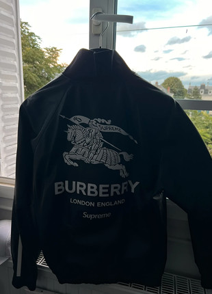 The Supreme and Burberry Collab Is Real, and Here's What It Looks