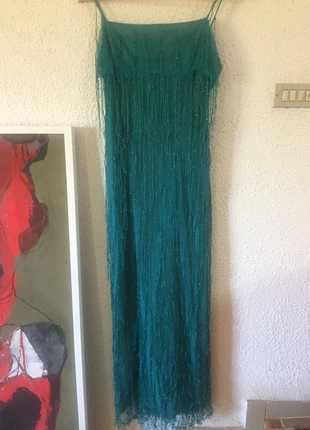 Vestido fierta con flecos adornados con cristalitos tela forro lisa sobre tela tul acabado hilos ., estado: Muy bueno, tamaño: XL / 42 / 14, 35,00 €, 37,45 € Protección al comprador incluida