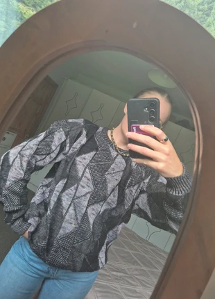 Purple Geometric Vintage Jumper, brand: Vintage Dressing, condition: Very good, size: M, €15.00, €16.45 includes Buyer Protection