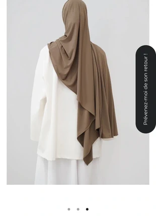 Hijab maxi jersey premium capuccino, marca: Eynaa Paris, estado: Novo com etiquetas, €11.00, €12.25 inclui Proteção do Comprador