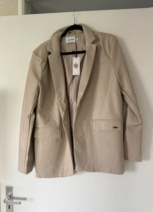 Ambika lerenblazer, marque: AMBIKA, état: Neuf avec étiquette, taille: L / 40 / 12, 15,00 €, 16,45 € Protection acheteurs incluse