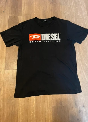 T-shirt diesel, marque: Diesel, état: Très bon état, taille: M, 20,00 €, 21,70 € Protection acheteurs incluse