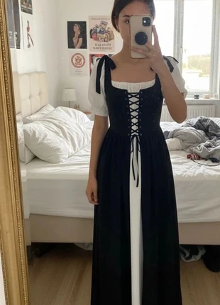 Robe Médiévale Longue Noir Blanc – Élégante / Classy / Festival / Costume Unique, marque: Maison Dareléa, état: Très bon état, taille: M / 38 / 10, 62,90 €, 66,75 € Protection acheteurs (Pro) incluse