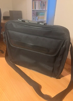 Targus Black Laptop Shoulder Bag / Briefcase, brand: Targus, condition: Very good, €10.00, €11.20 includes Buyer Protection