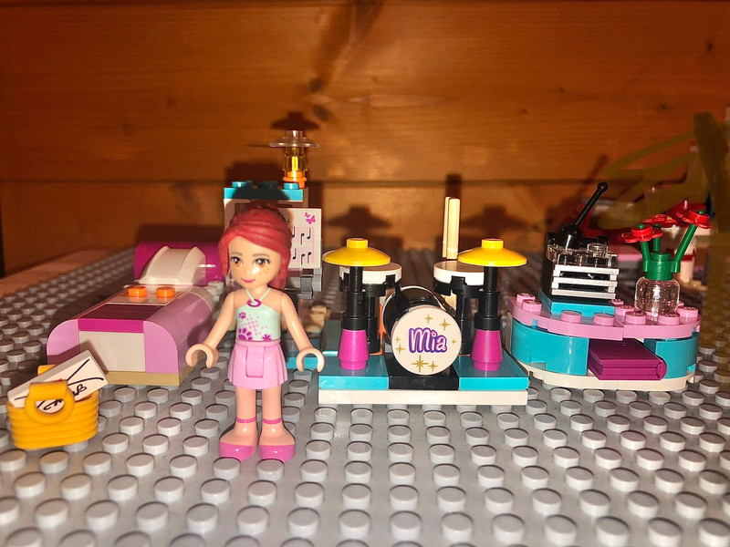 Lego friends chambre de Mia