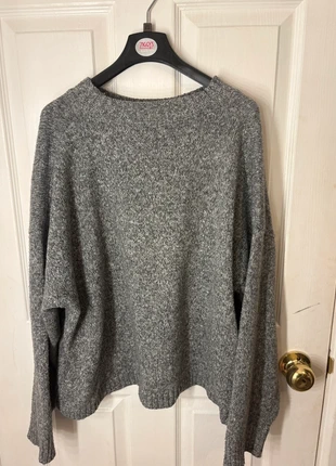 Grey jumper, condition: Good, size: M / 10, £4.00, £4.90 includes Buyer Protection