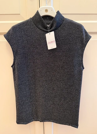 Jadea top smanicato collo alto, tg. 3, colore nero, lurex, marque: Jadea, état: Neuf avec étiquette, taille: S / 36 / 8, 7,50 €, 8,58 € Protection acheteurs incluse