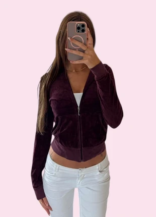Authentic Juicy Couture 2000s Velour Zip Hoodie – Deep Plum – Vintage Y2K (S), merk: Juicy Couture, staat: Heel goed, maat: S / 36 / 8, € 37,50, € 40,08 inclusief Kopersbescherming